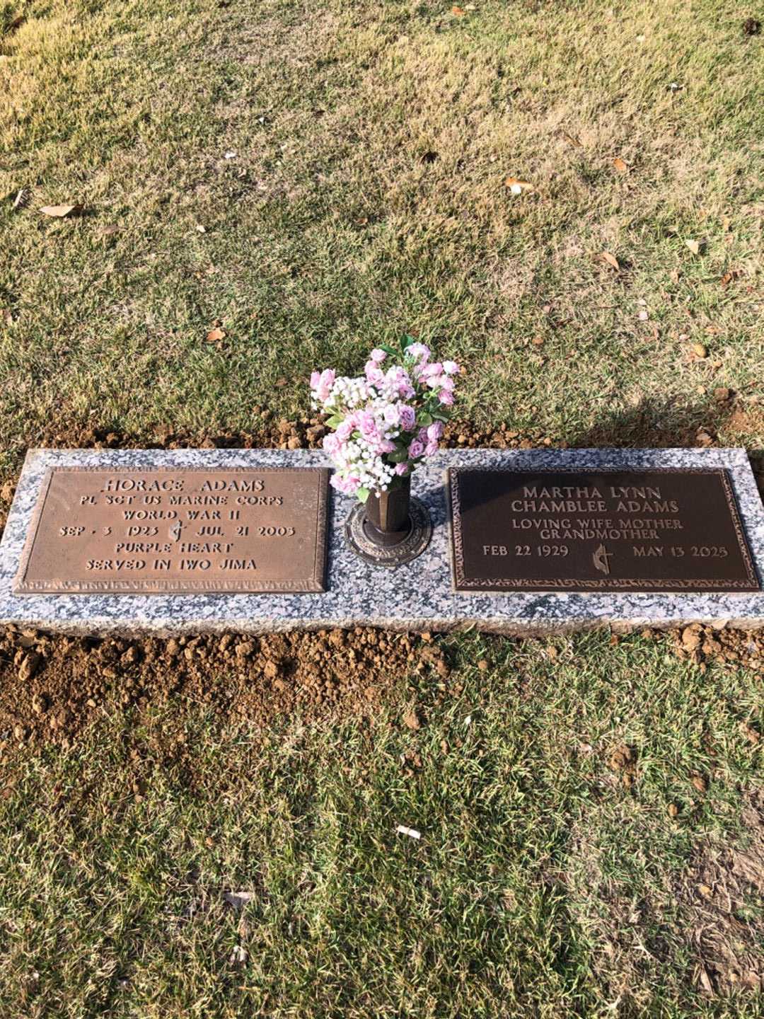 Martha Lynn Adams's grave. Photo 2
