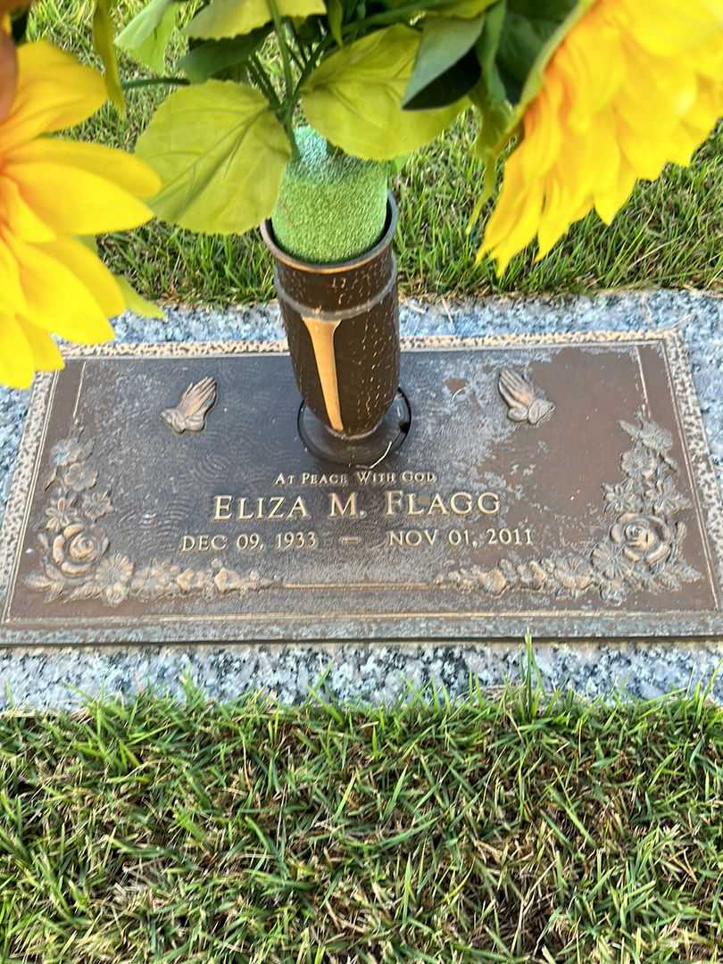 Eliza M. Flagg's grave. Photo 1