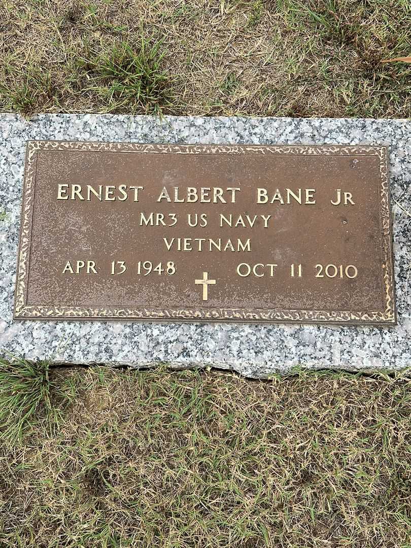 Ernest Albert Bane Junior's grave. Photo 3
