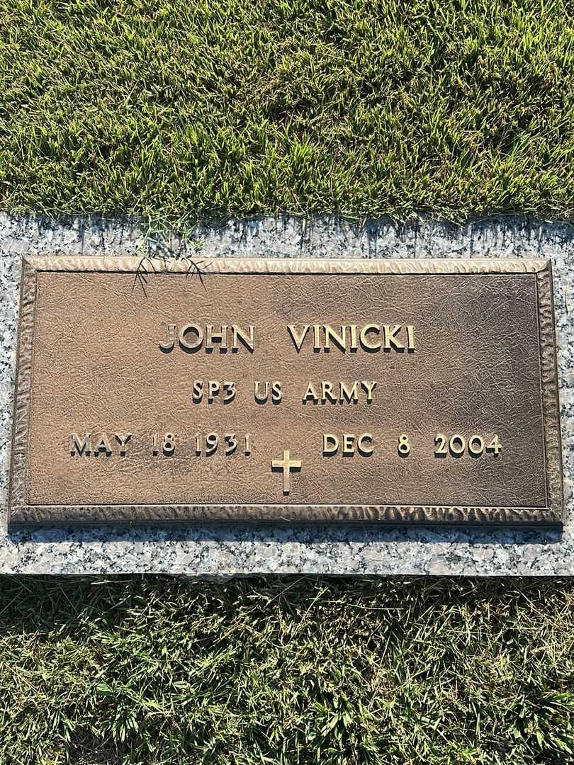 John Vinicki's grave. Photo 3