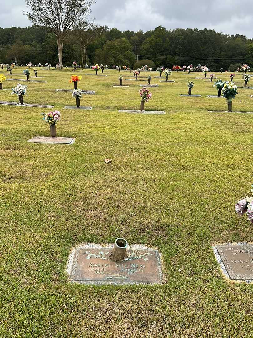 Robert Bell Neal Senior's grave. Photo 2