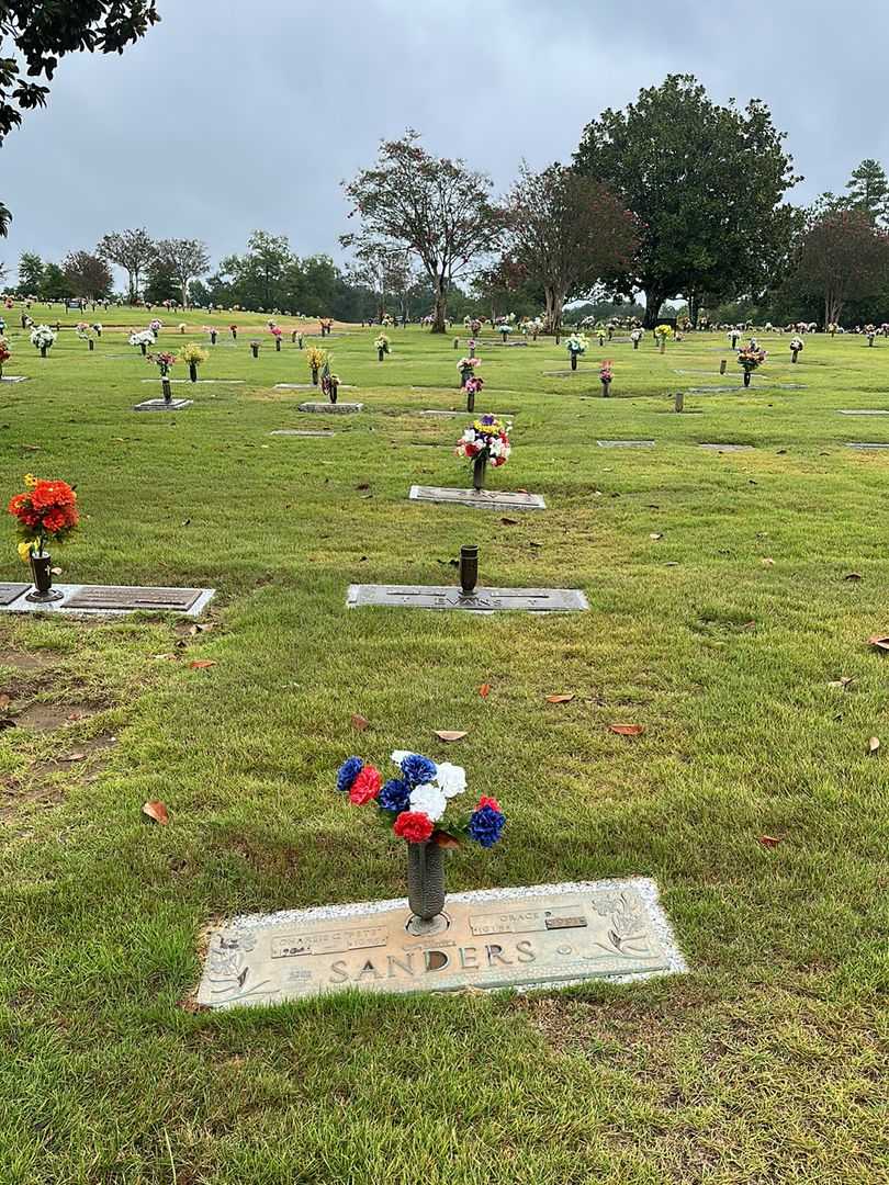Charlie G. "Pete" Sanders's grave. Photo 2