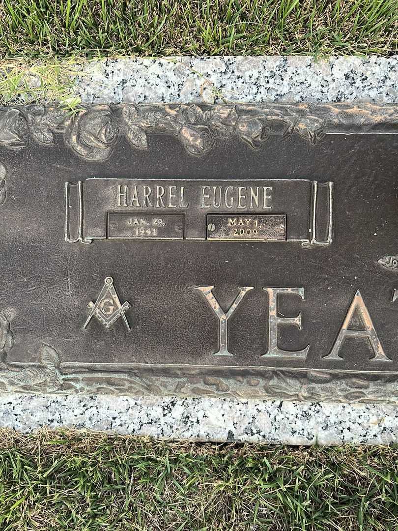 Harrel Eugene Yeatman's grave. Photo 3