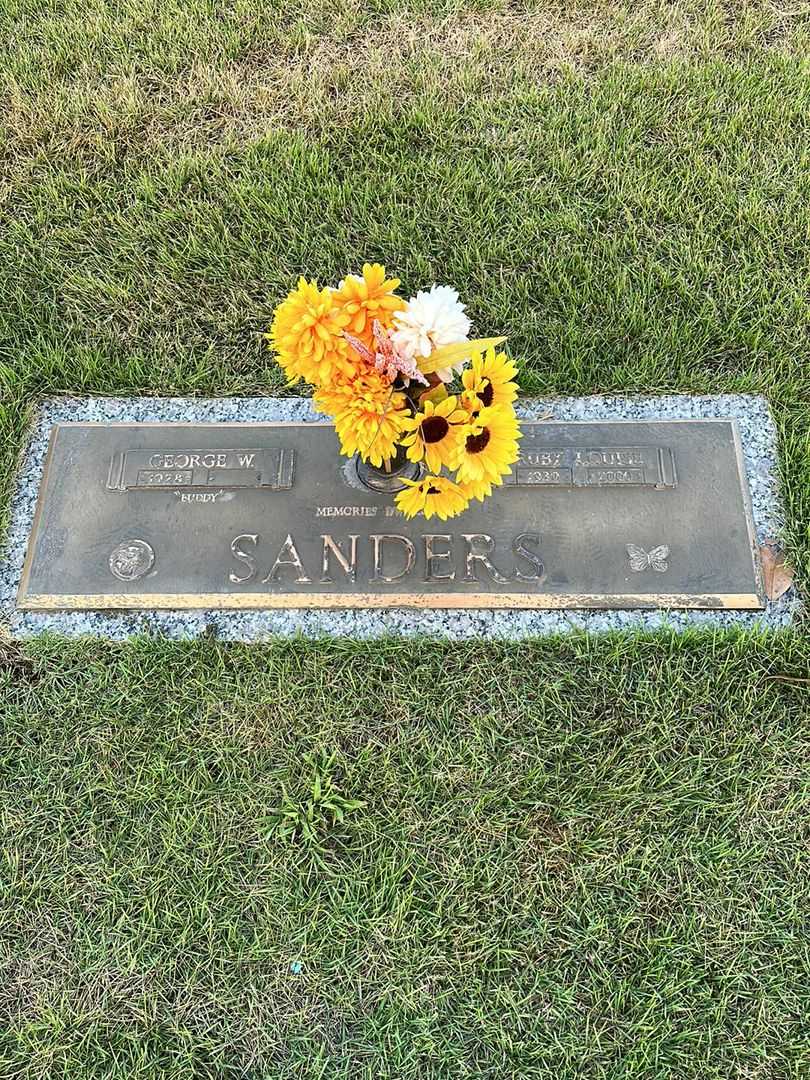 George W. "Buddy" Sanders's grave. Photo 1