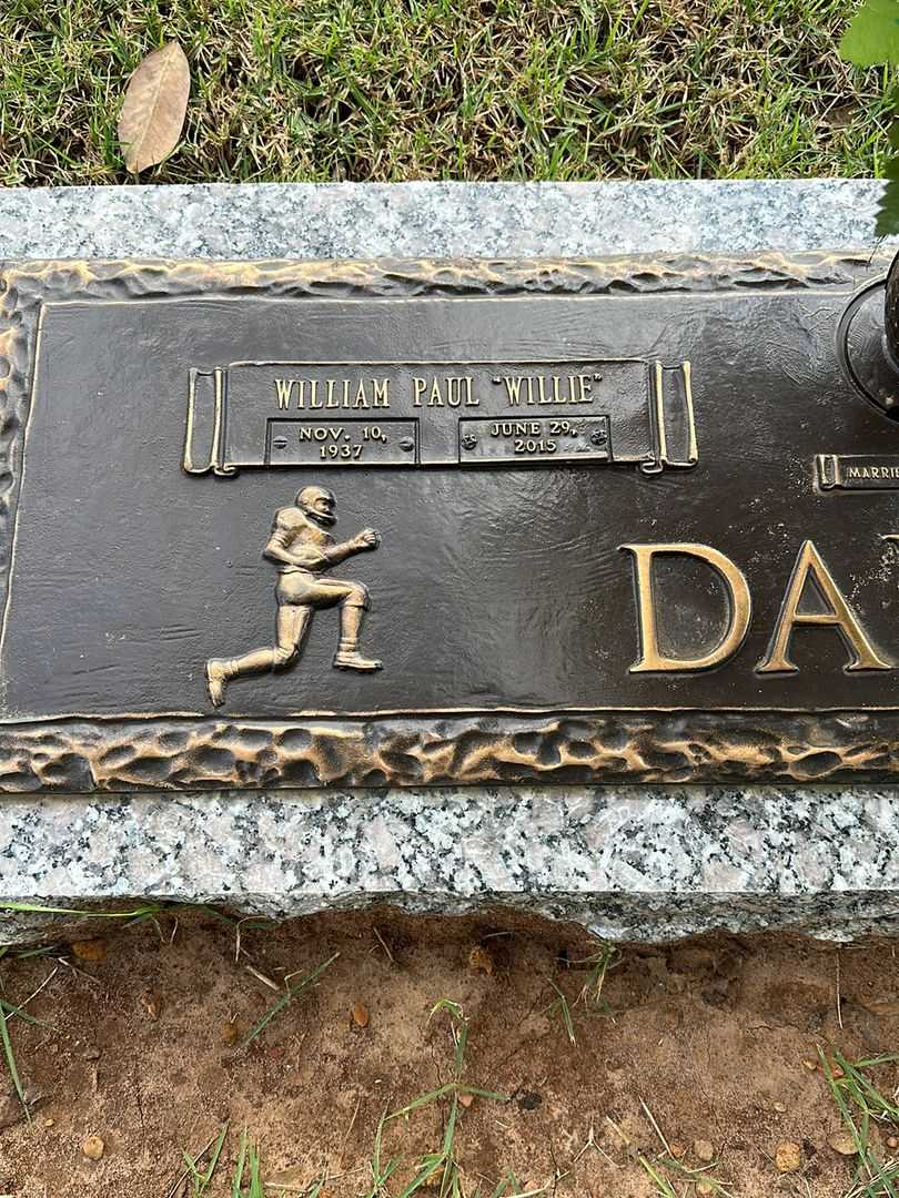 William Paul "Willie" Daniel's grave. Photo 3