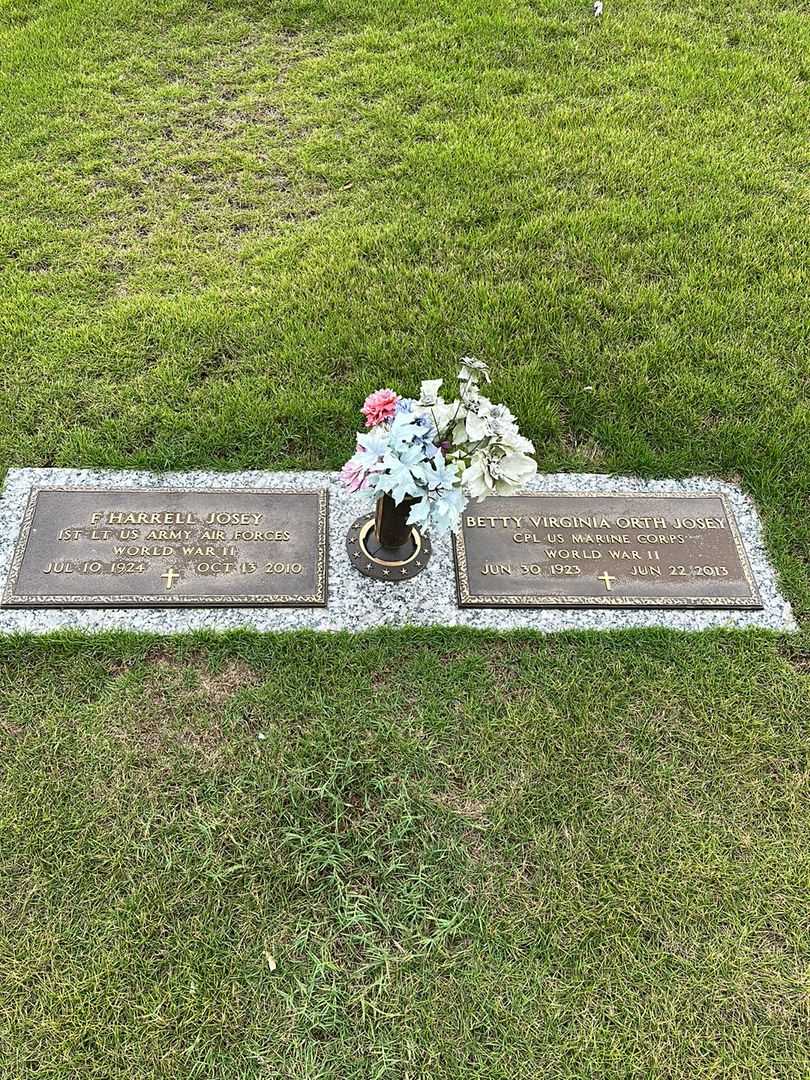 Betty Virginia Orth Josey's grave. Photo 1