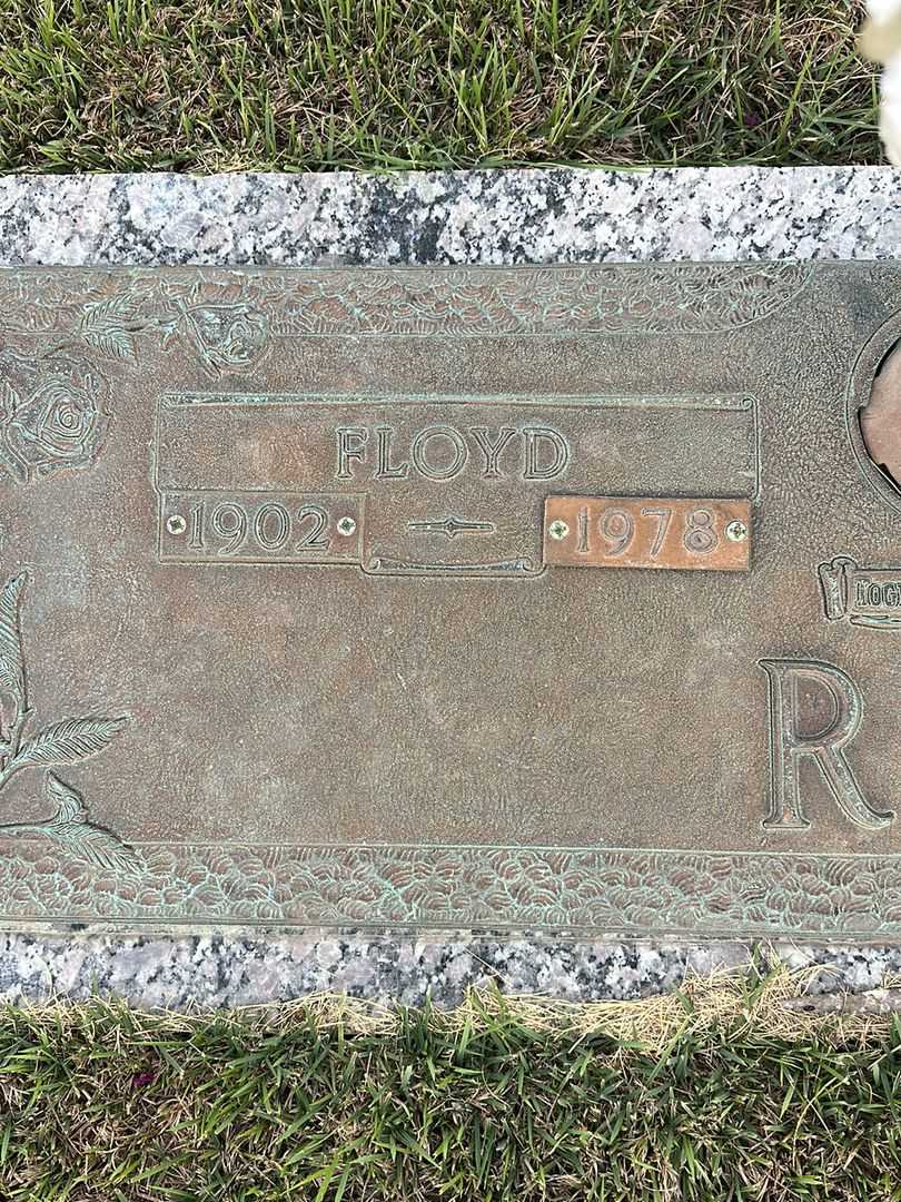 Floyd Ray's grave. Photo 3