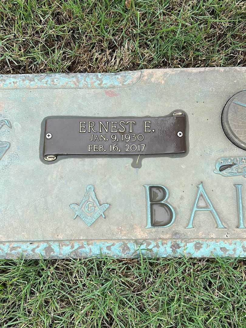 Ernest E. "Sonny" Bailey Junior's grave. Photo 3