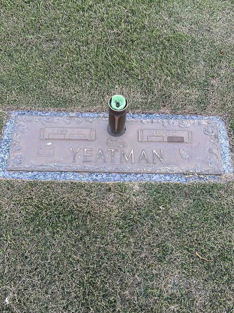 Henry M. Yeatman's grave. Photo 1
