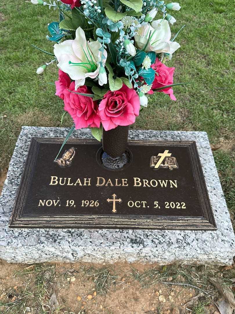 Bulah Dale Brown's grave. Photo 1