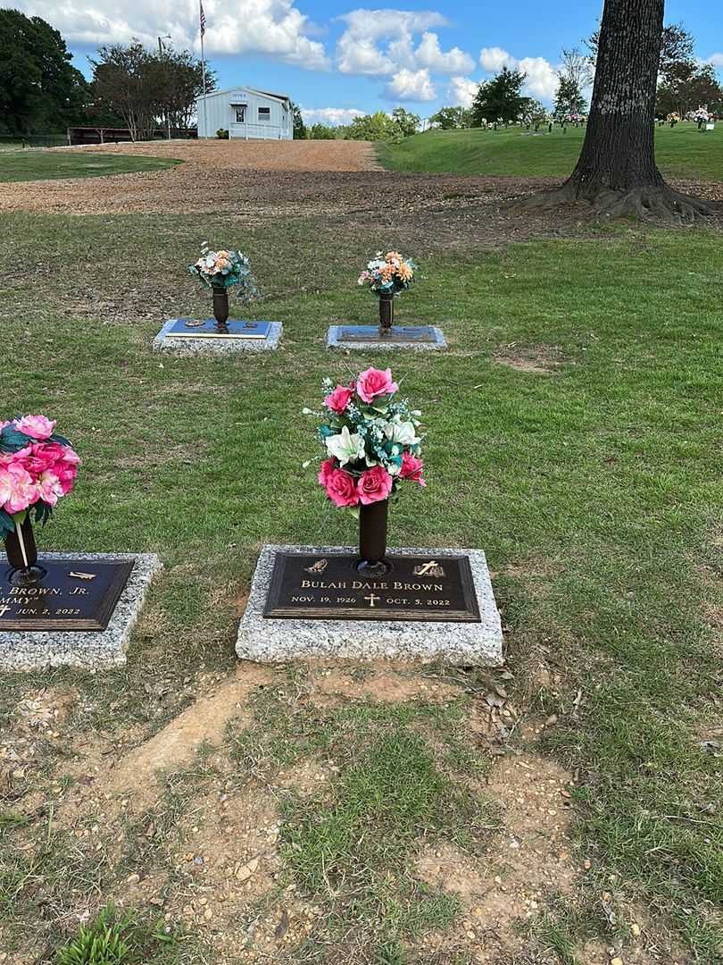 Bulah Dale Brown's grave. Photo 2