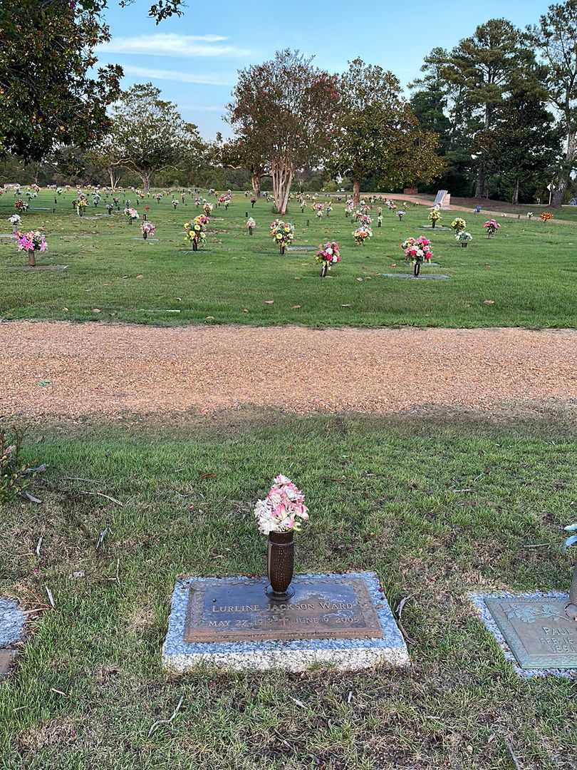 Lurline Jackson Ward's grave. Photo 2