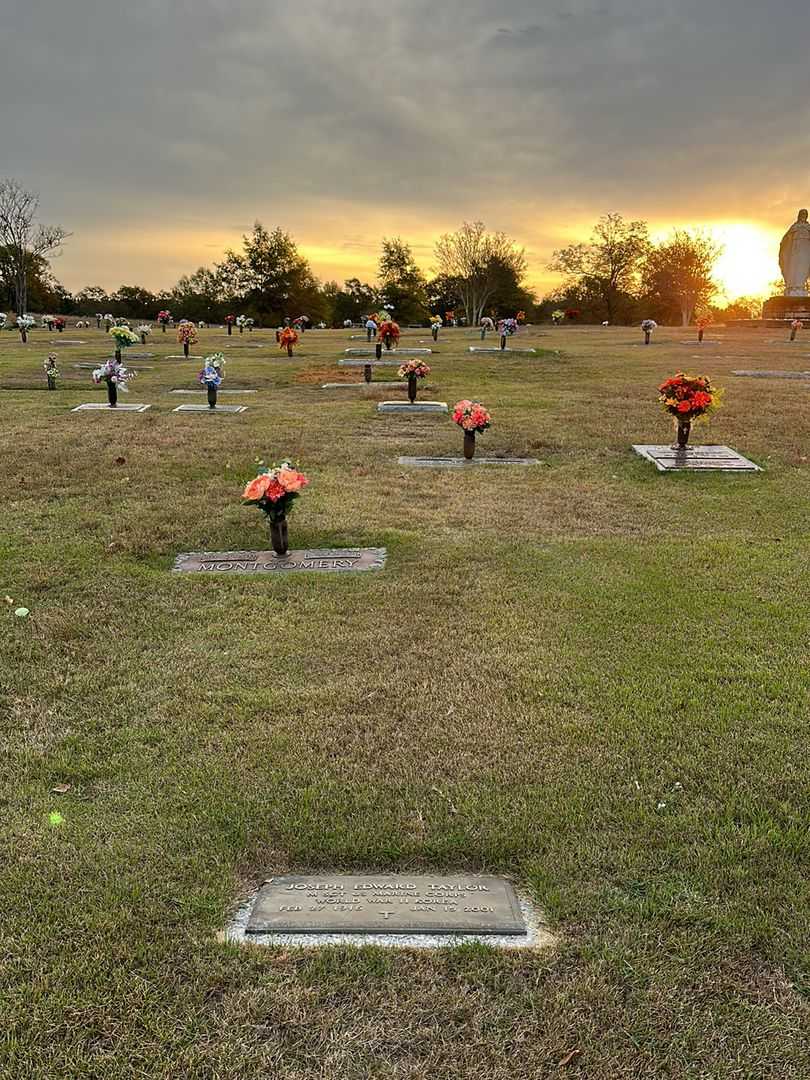 Joseph Edward Taylor's grave. Photo 2