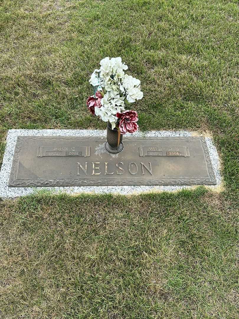 John C. Nelson Junior's grave. Photo 1